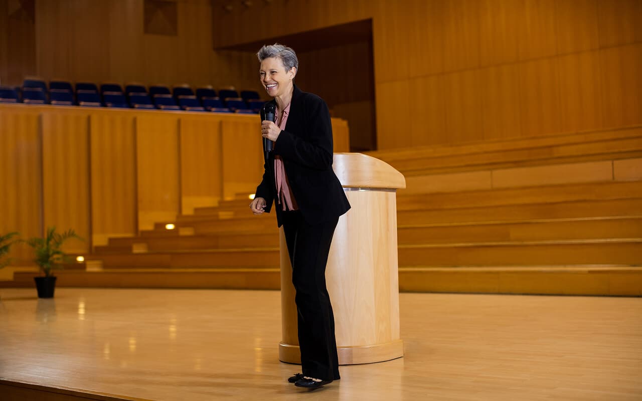 Top 5 Reasons Your Organisation Needs a Professional MC
