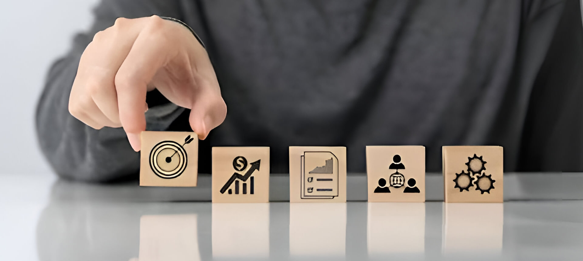 5 Steps to Build a Magnetic Personal Brand